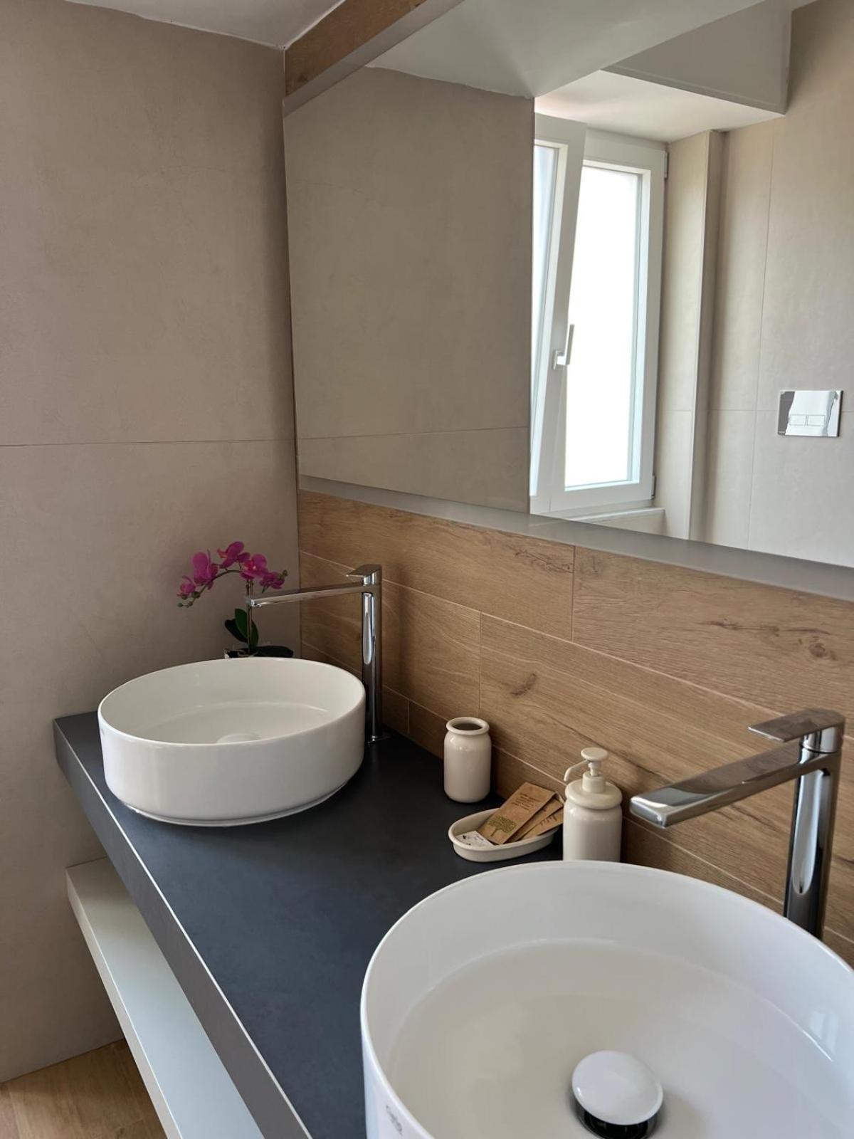 Vr Home Caserta Bagian luar foto